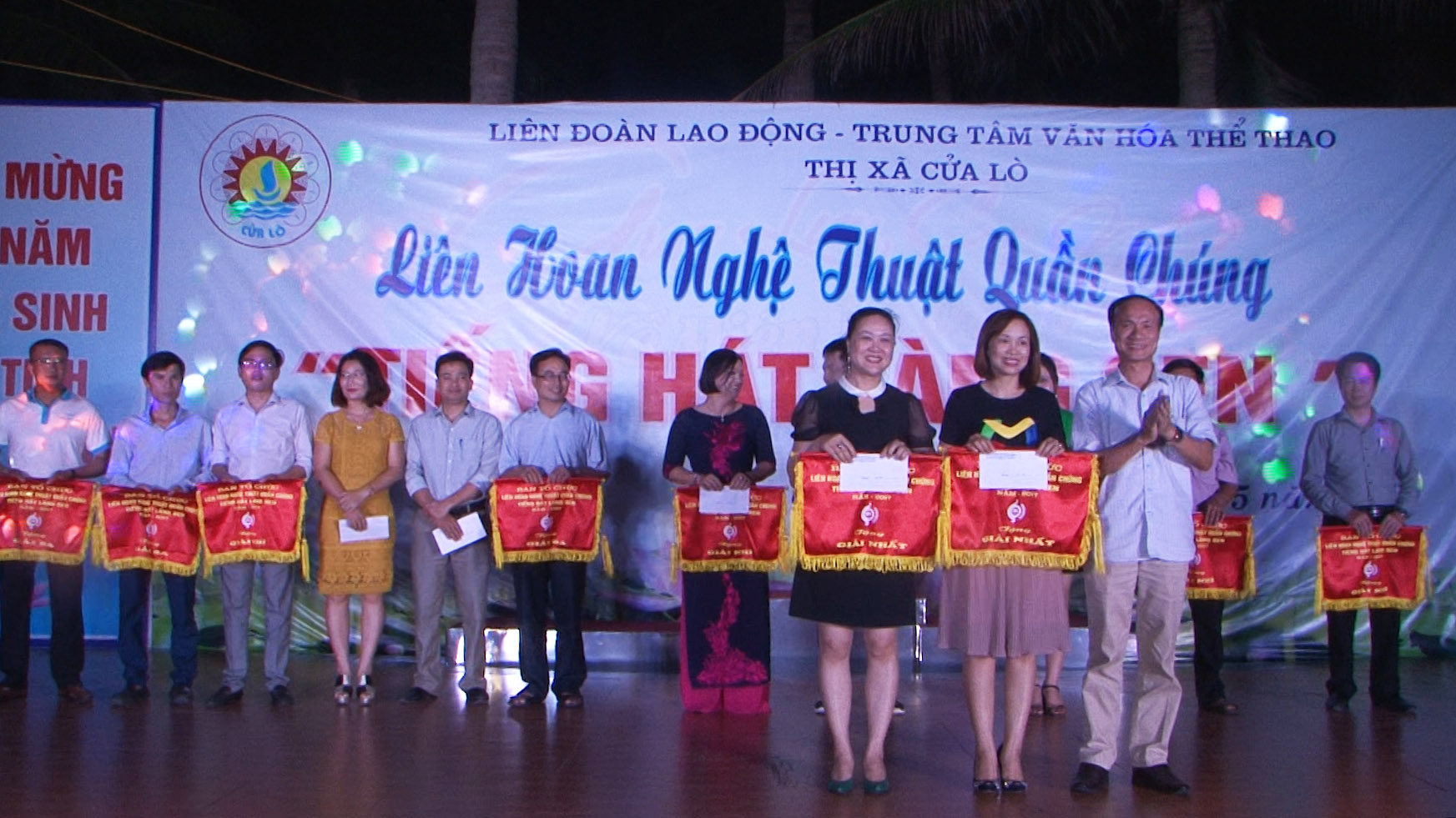 Kết thúc giải, Ban tổ chức đã trao 2 giải nhất cho đơn vị phường Nghi Hải, và Trường Cao đẳng du lịch Thương mại Nghệ An,