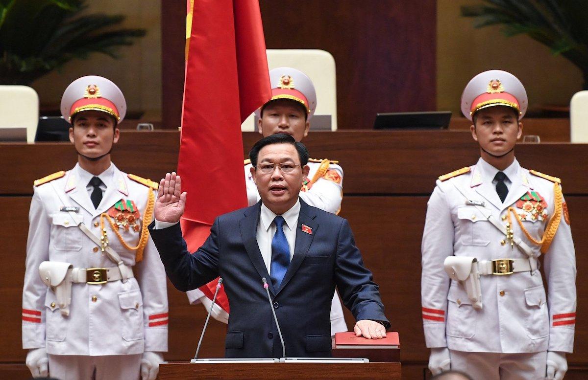  Chủ tịch Quốc hội Vương Đình Huệ tuyên thệ nhậm chức, ngày 20/7. Ảnh: Giang Huy