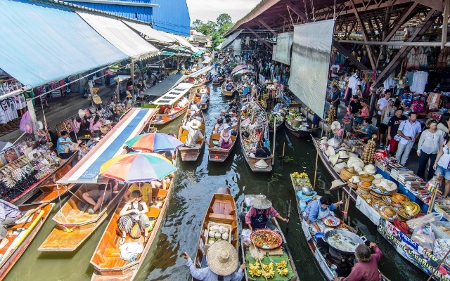 Damnoen Saduak - Chợ nổi ở Bangkok. Ảnh: Internet.