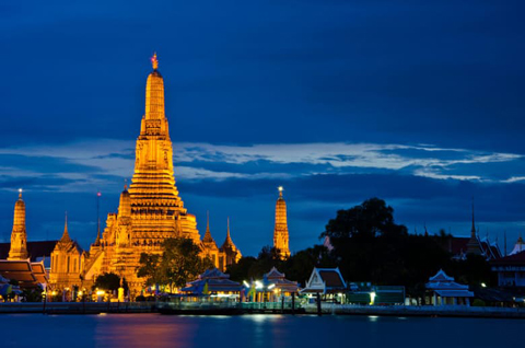 Ngôi chùa Wat Arun ở Bangkok, Thái Lan