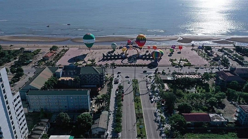 Ngày hội khinh khí cầu sẽ diễn ra trong 3 ngày (từ ngày 15 đến 17/07) tại Quảng trường Bình Minh và một số địa điểm khác trên địa bàn.
