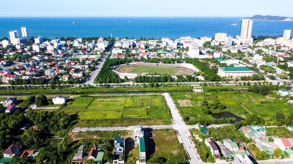 Thị xã Cửa Lò thống nhất kế hoạch giải tỏa các công trình, ki ốt phía Đông đường Bình Minh ảnh 5